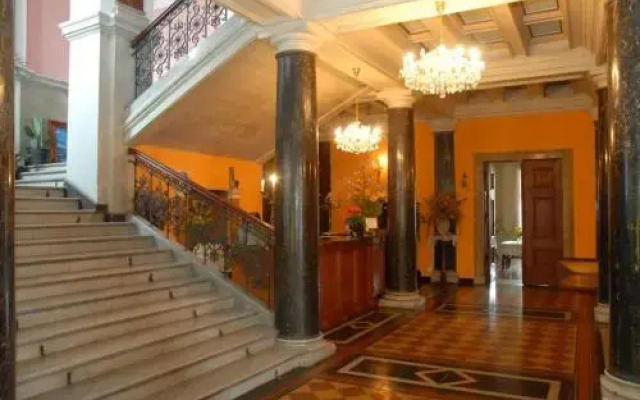 Pałac Frączków
