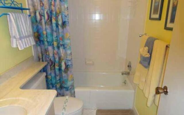 Ocean Park Terrace 202 by RedAwning