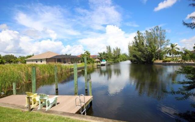 Waterfront Villa Sw Cape Id1717