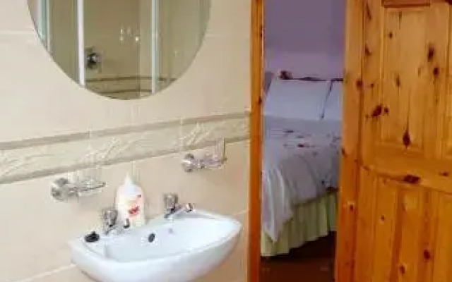 Lakemount House B&B