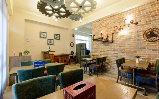 Ada Prince Family B&B