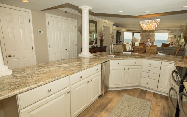 Inlet Reef 504 - 2 Br Condo