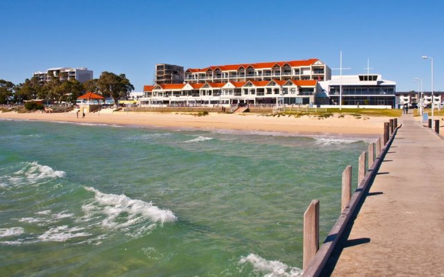 Boardwalk By The Beach Holiday Rental