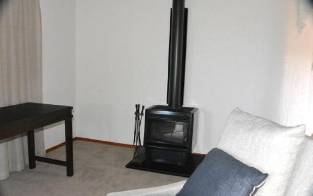 20 De Surville Road - Carrington Estate