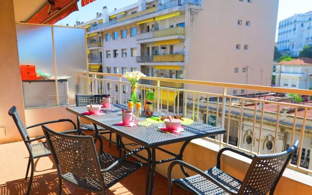 Nestor&Jeeves - PLAYA TERRACE - Central - Close sea