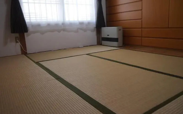 Shiraoi Chalet Tsubaki