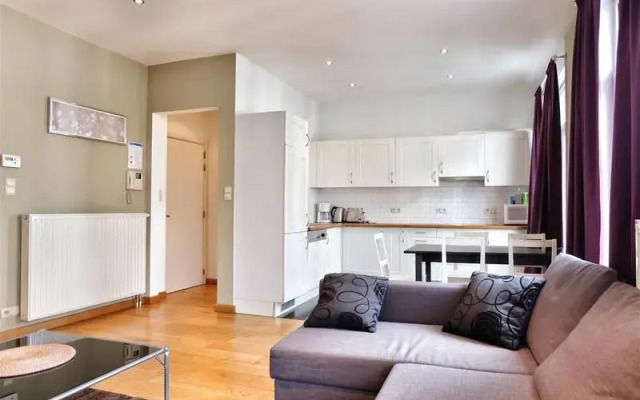 Bourse Apartments