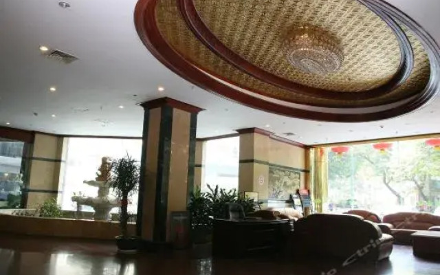 Sea Lake Hotel