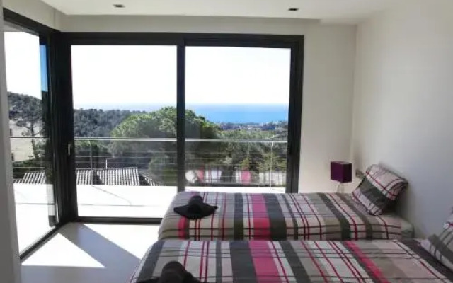 Villa La Riviera