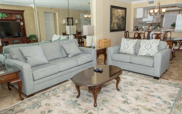 Inlet Reef 206 2 Bedroom Condo by RedAwning