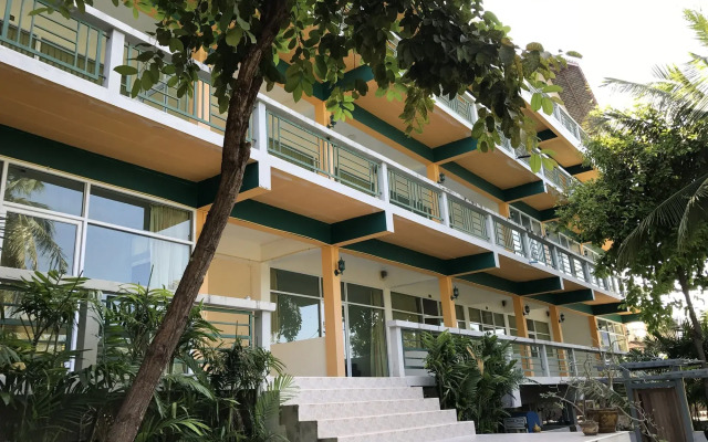 Phayorm Park Resort