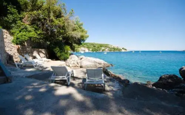 Apartments Bećir