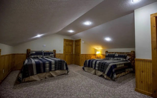 Grande Butte Lodge - Hocking Hills