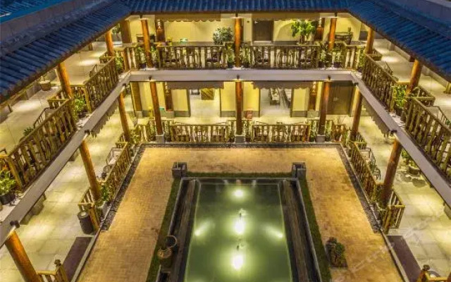 Lichengbieyuan No.9 Courtyard (Lijiang Ancient City Snow Mountain View Shop)