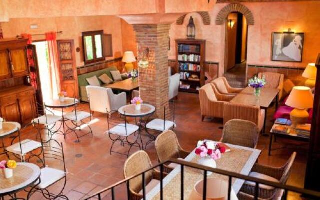 Hotel Alavera De Los Baños