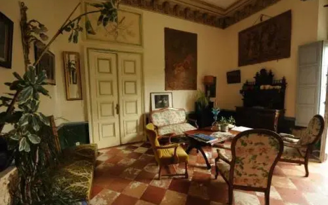 Chambres dHôtes du Chateau de Saint Sulpice