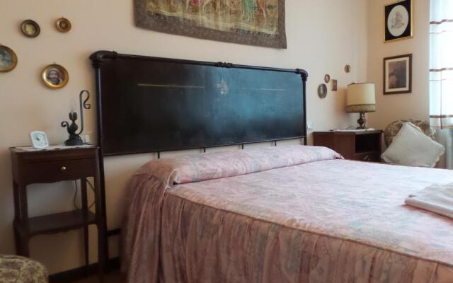 Bed  Breakfast Gli Oleandri