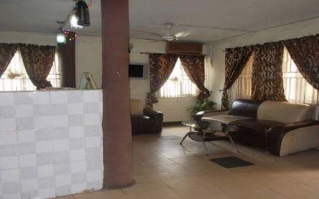 Carol Inn Ogba