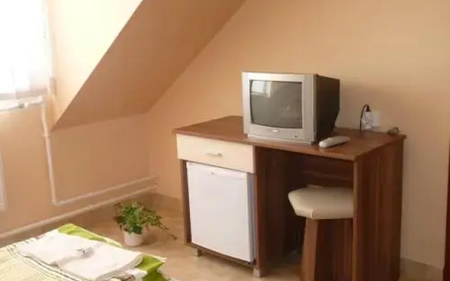 Kerekes Panzió és Étterem