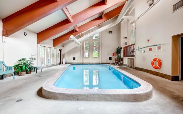 Jenna's Gem by RedAwning