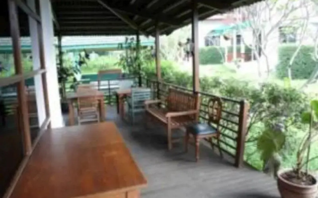 Nasta Inn Trawas