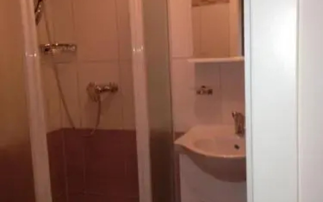 Rooms Grof
