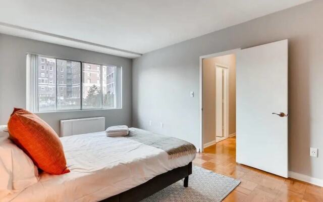 North Charles St by VectorStays