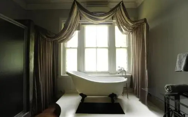 The Green Acorn Guest House