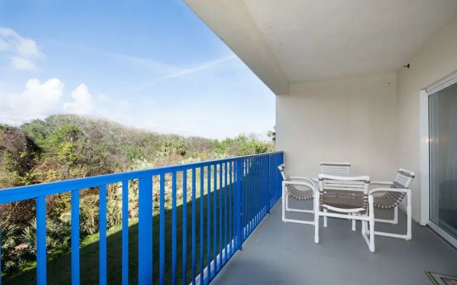 OW4-205 Ocean Walk by RedAwning