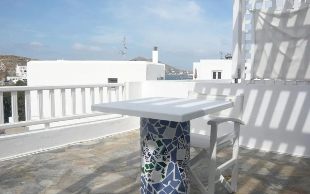 Heaven Naoussa Villas