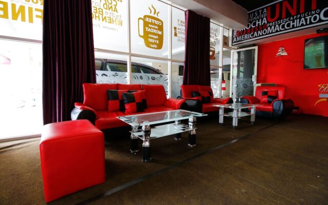 RedDoorz Premium near Nipah Mall