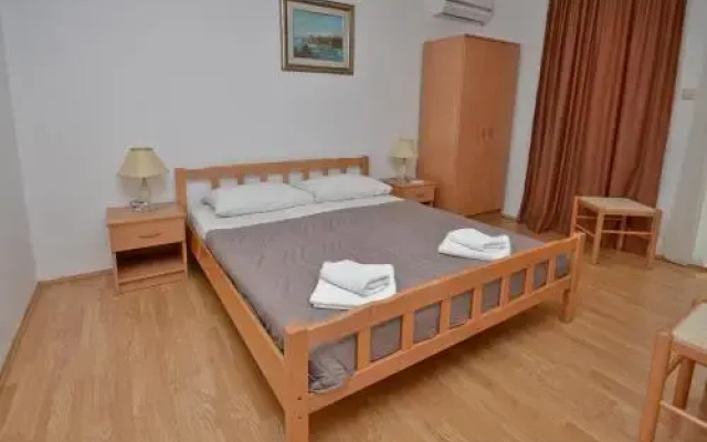 Apartmani Alexandra