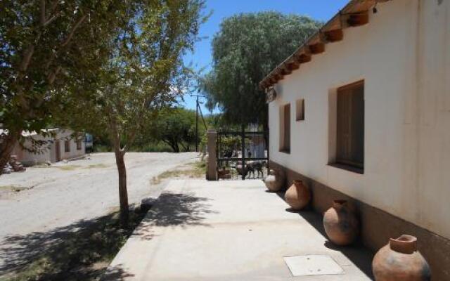 Hospedaje Las Tinajas