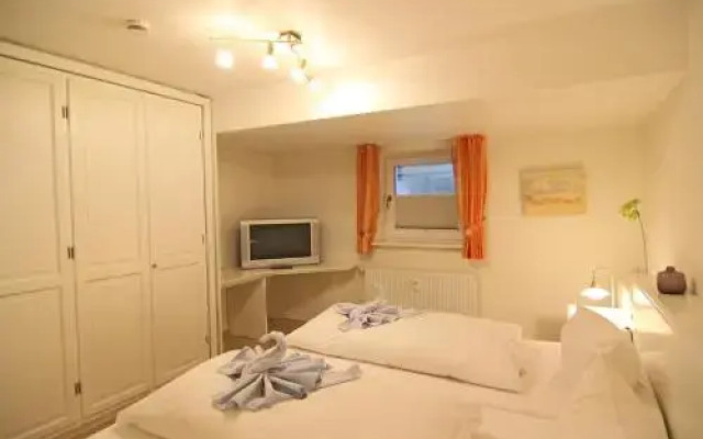 Boarding House Sensenskiin