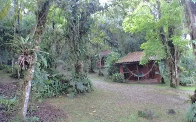 Pousada Cabanas do Curupira