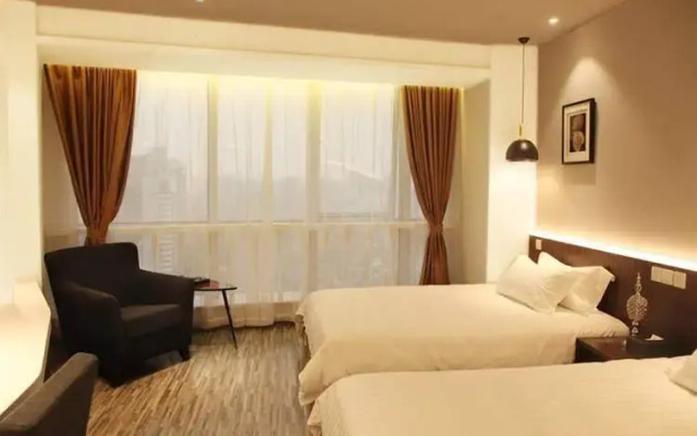 Delight Palace Taili Service Apartment (Yopark Taili Service Apartment)