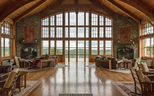 3 Br: Soaring Eagle 405