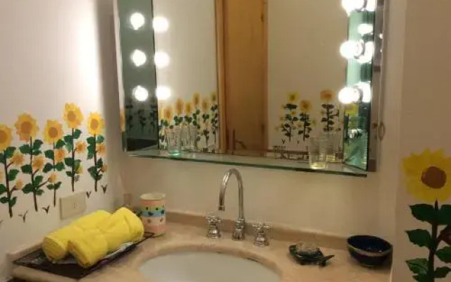 Aphrodite Holiday Home