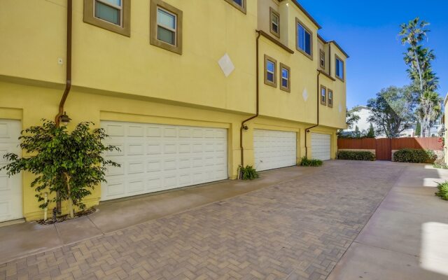 Just Beachy - 2 Br Townhouse