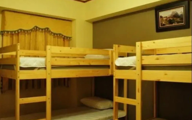 Cozy Planet Hostel