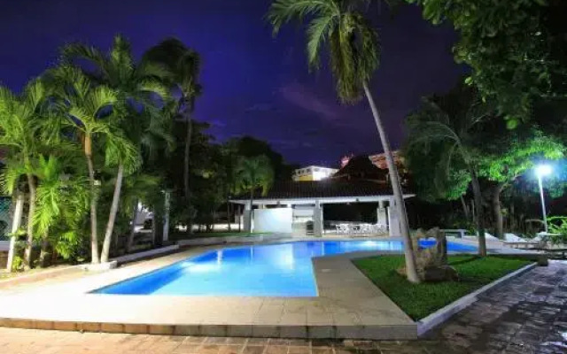 Hotel Nayar