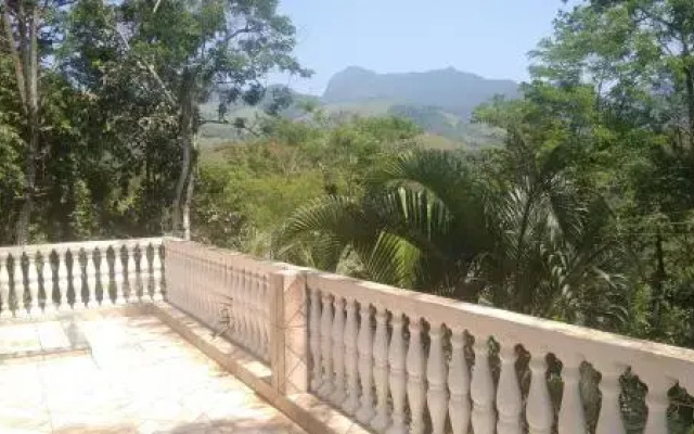 Quarto Sinerea De Souza