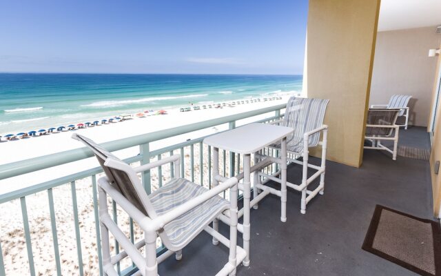 Pelican Isle 609 by RedAwning