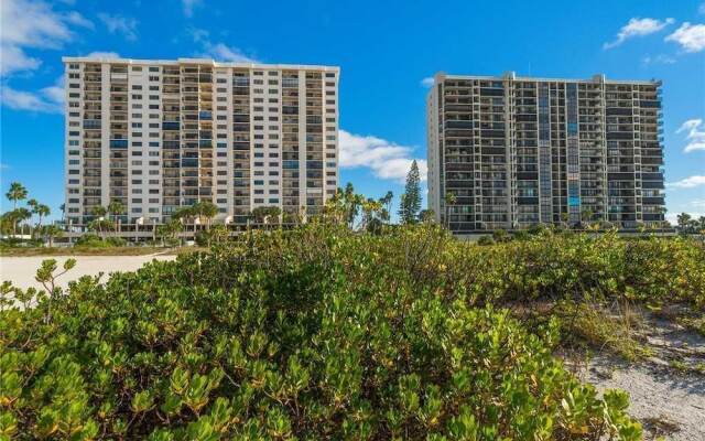 Lighthouse Towers 2008 - Two Bedroom Condo