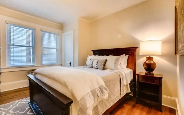 Midtown 1417 By Homecomfortstay
