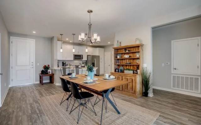 Queen Creek #341 - 2 Br Condo