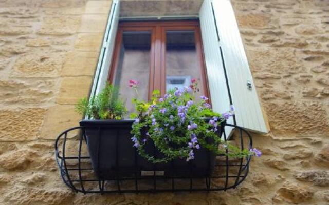 Sarlat Town House