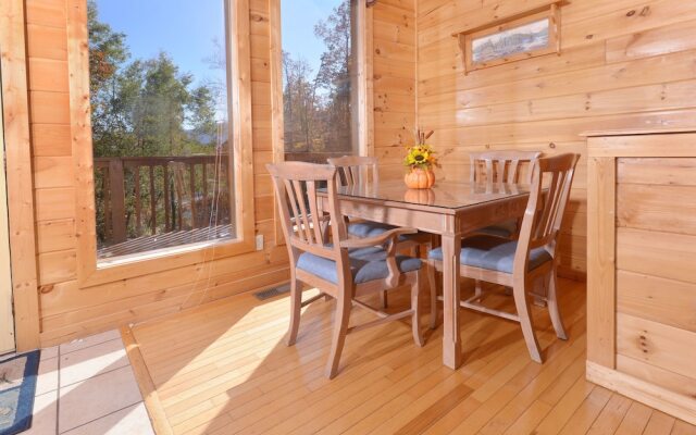 Life Of Luxury 12 - Eight Bedroom Cabin