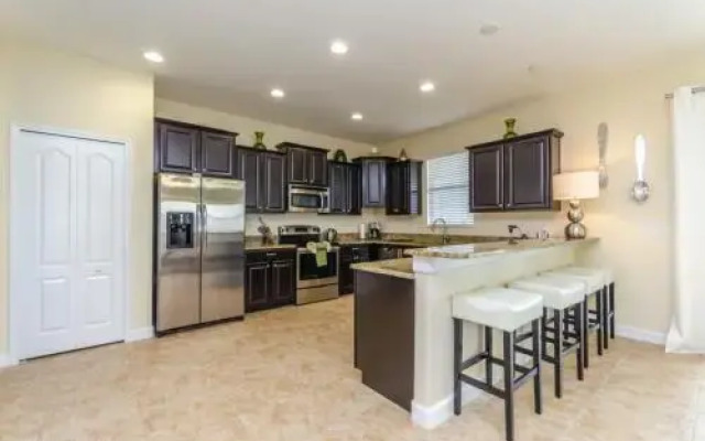 Champions Gate 1401 A