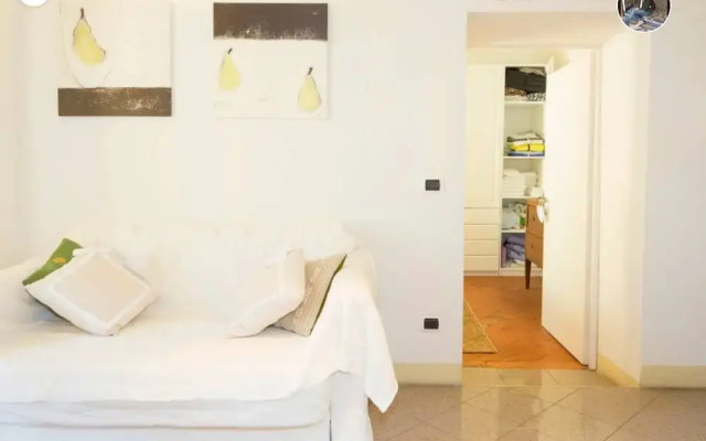 Queenanne Apartment